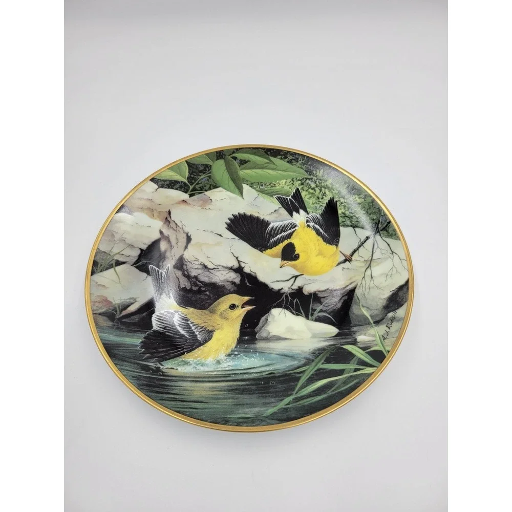 GOLDFINCH 